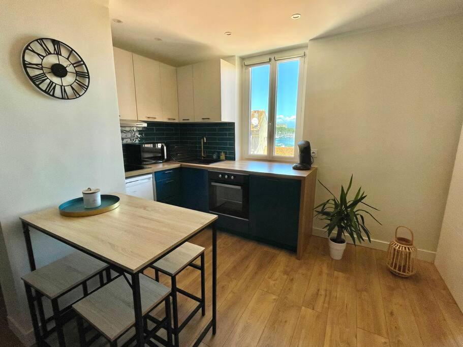 Ivs Andreossy Vue Mer Et Montagne Pour 4 Antibes Extérieur photo